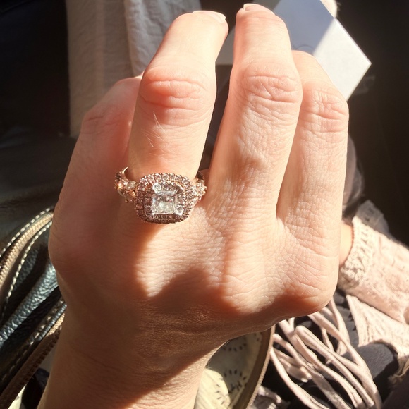 Monique Lhuillier 14K Rose Gold Diamond Ring - Picture 6 of 9